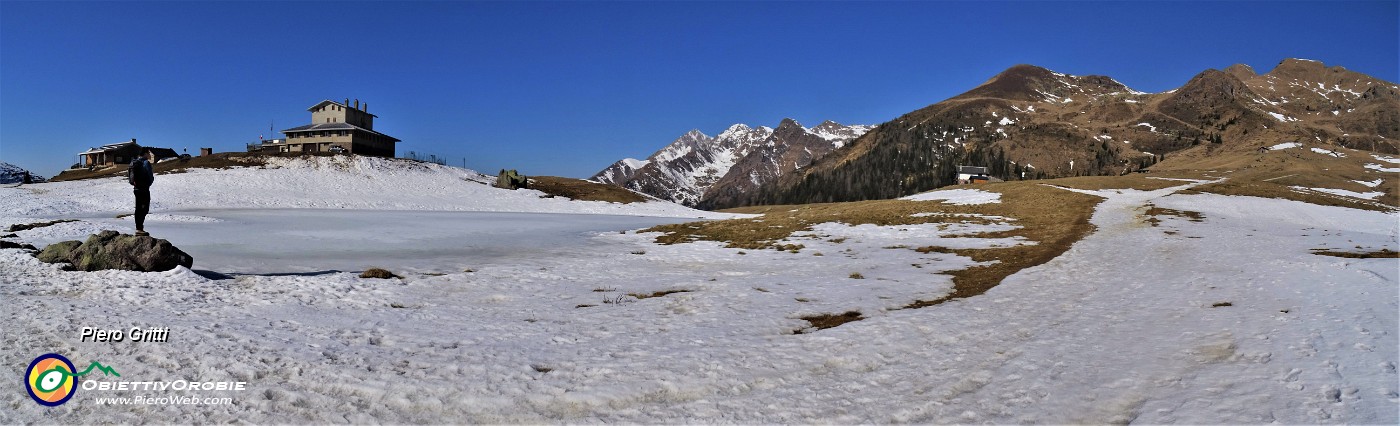 09 Partenza dal Rif. Monte Avaro (1700 m).jpg